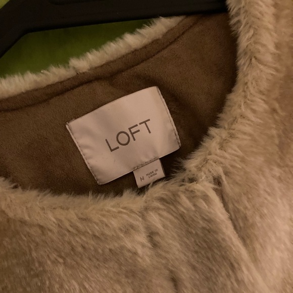 Loft beige dress jacket - faux fur - Picture 2 of 3
